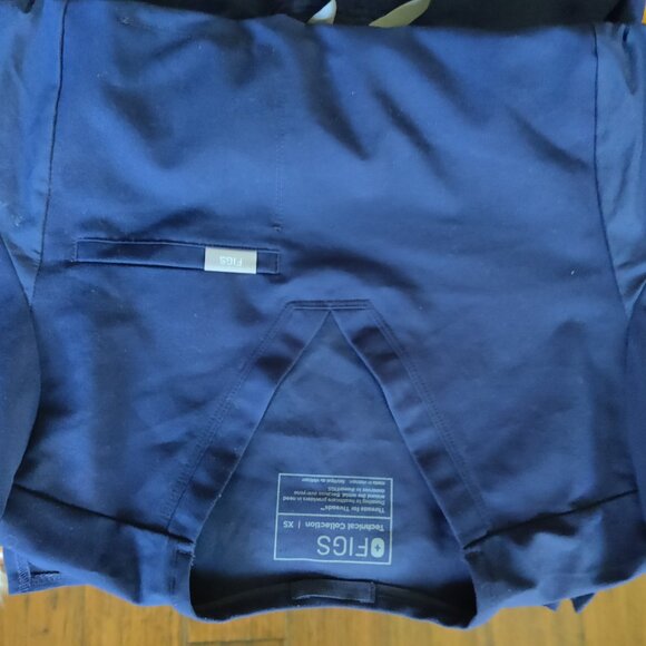 FIGS MATERNITY SCRUB Set XS PETITE - Picture 3 of 5